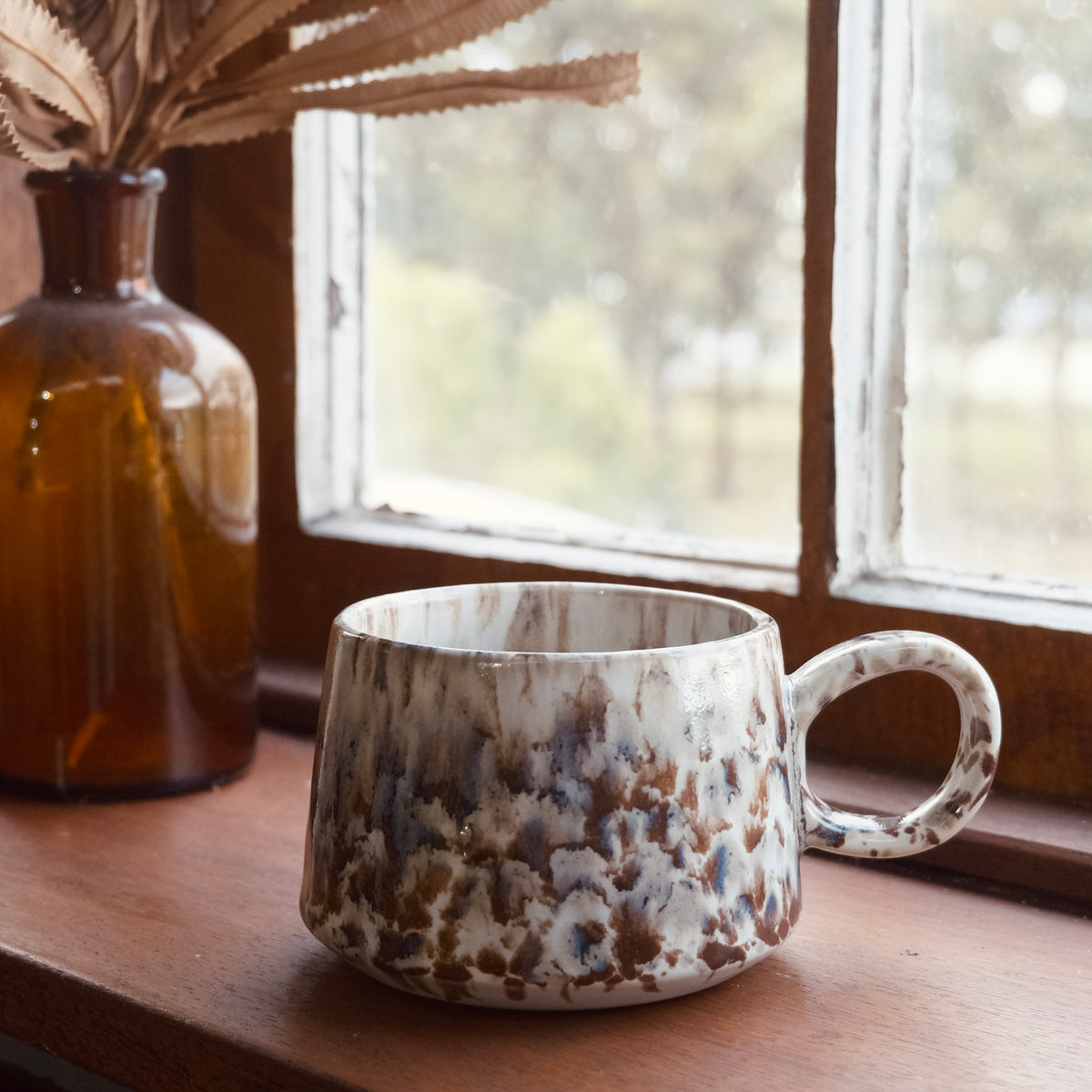 Dakota Ceramic Mug (Ivory/Choc)