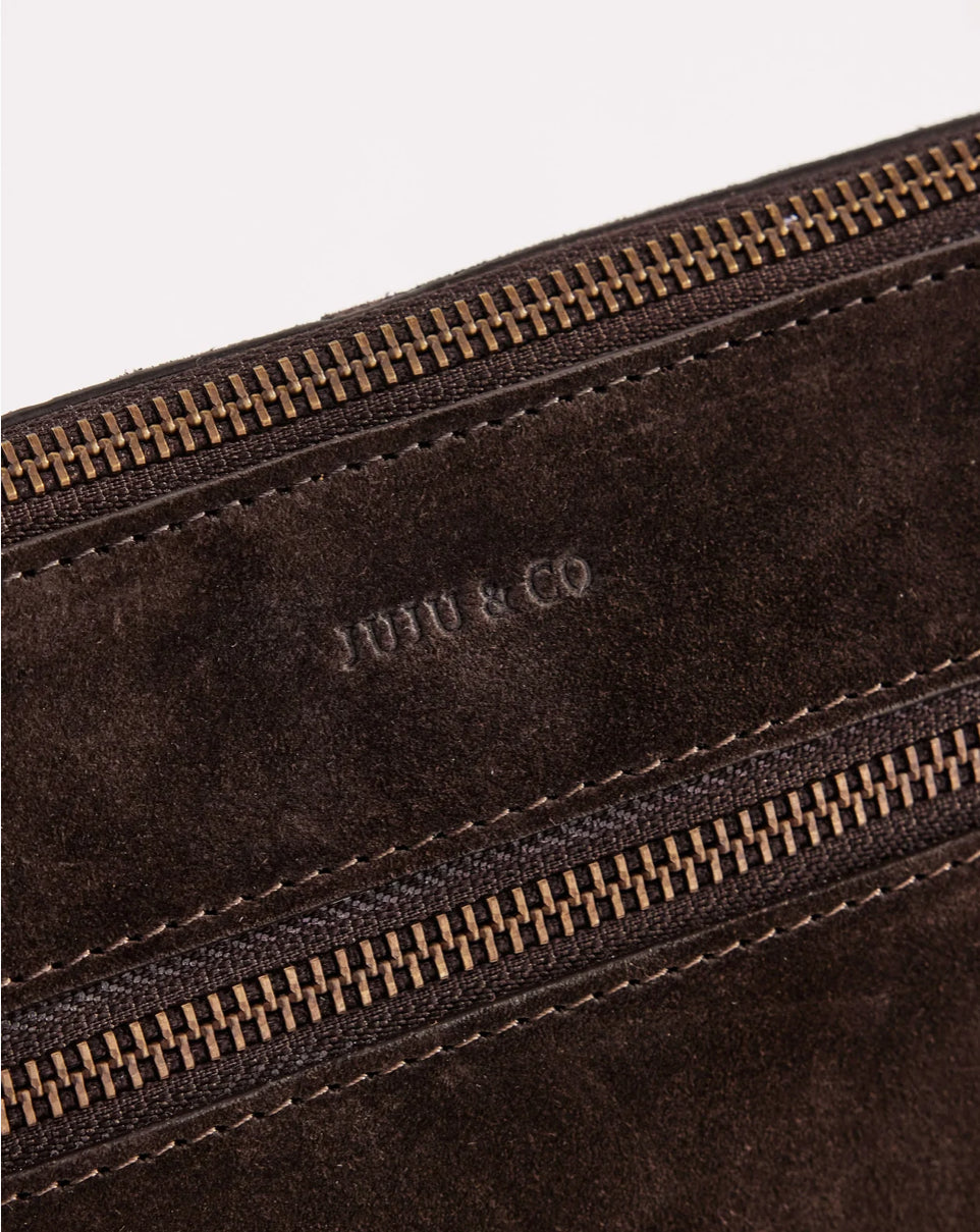 Suede Essential by Juju & Co - Chocolate
