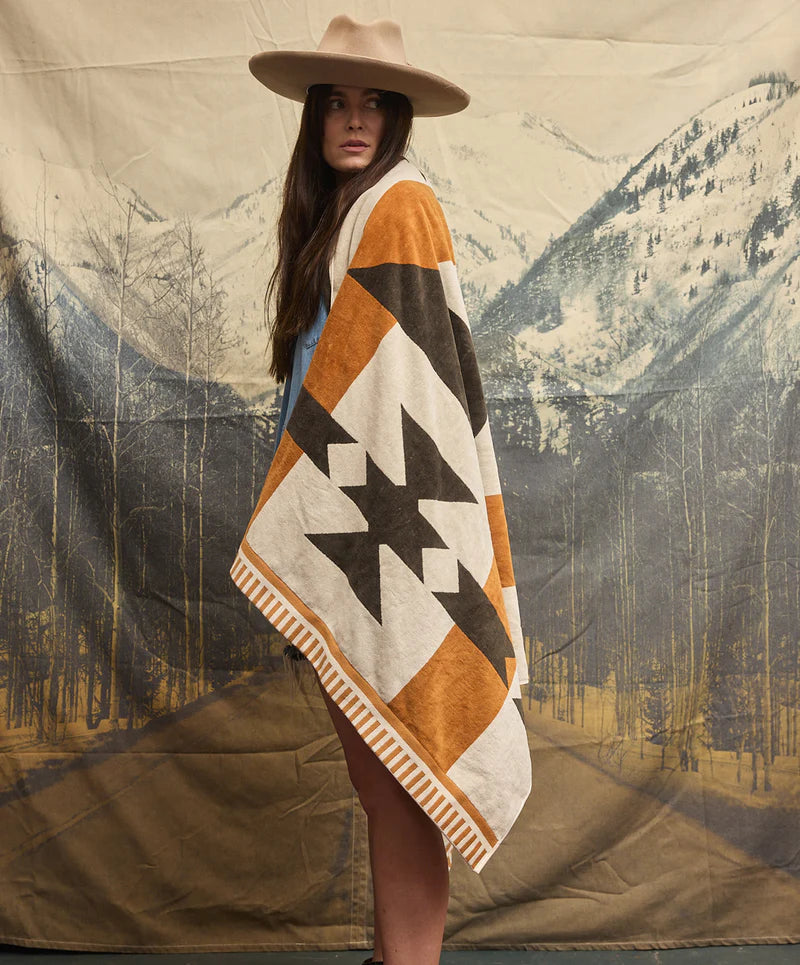 Rocky Mountain Towel | Natural Black - Pony Rider