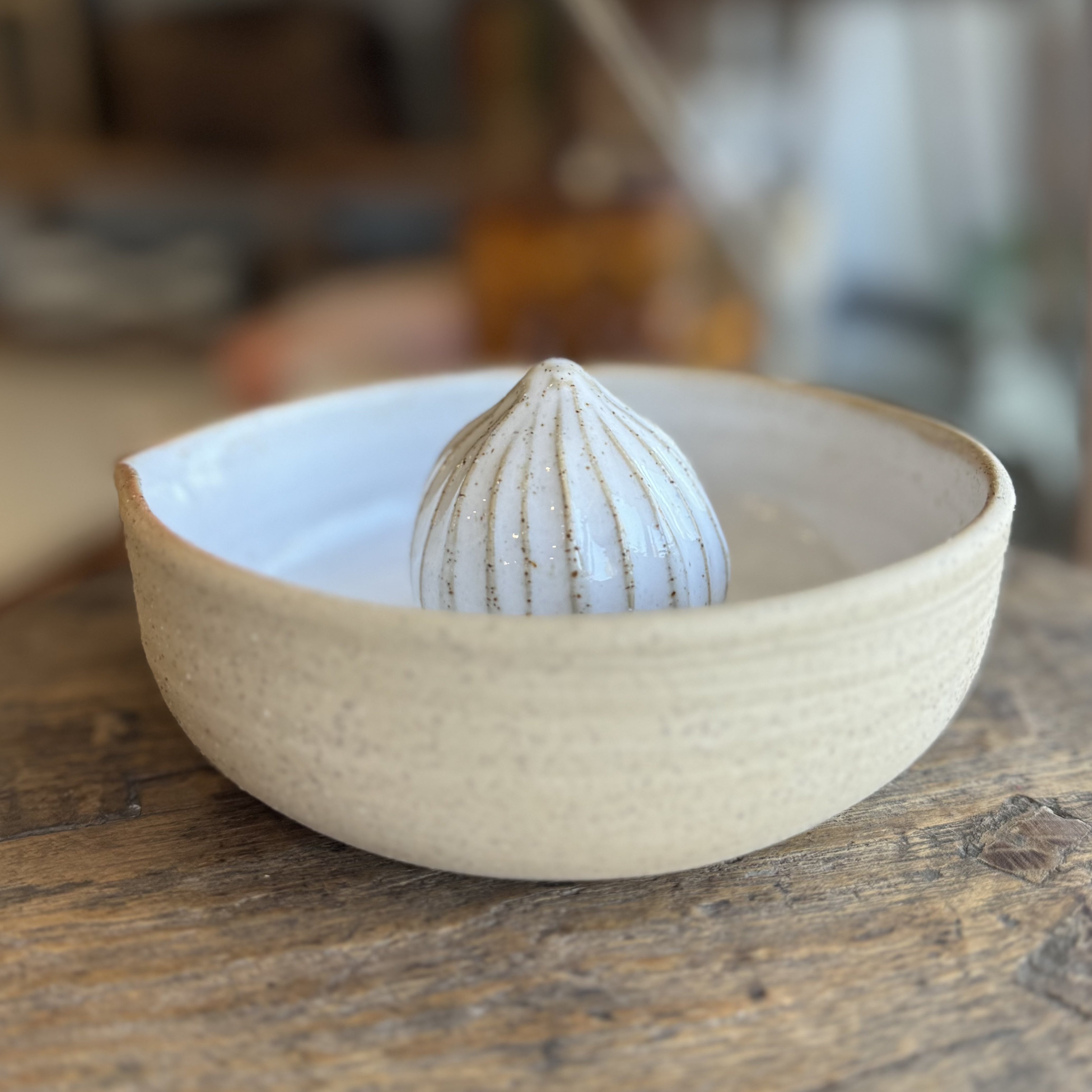 Ceramic Juicer - Jo Norton Ceramics