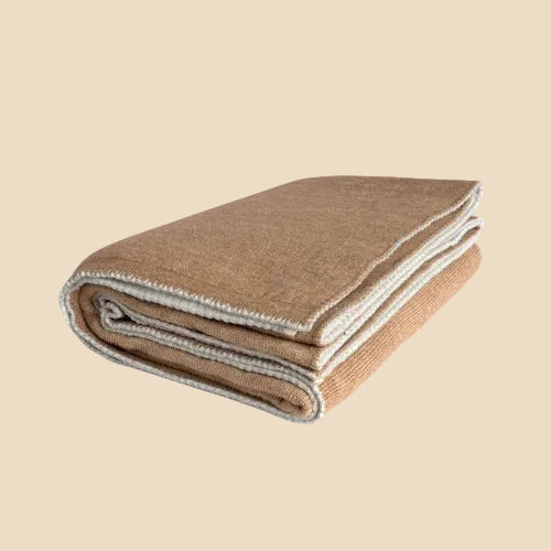 Atelier Blanket Throw – Caramel & White
