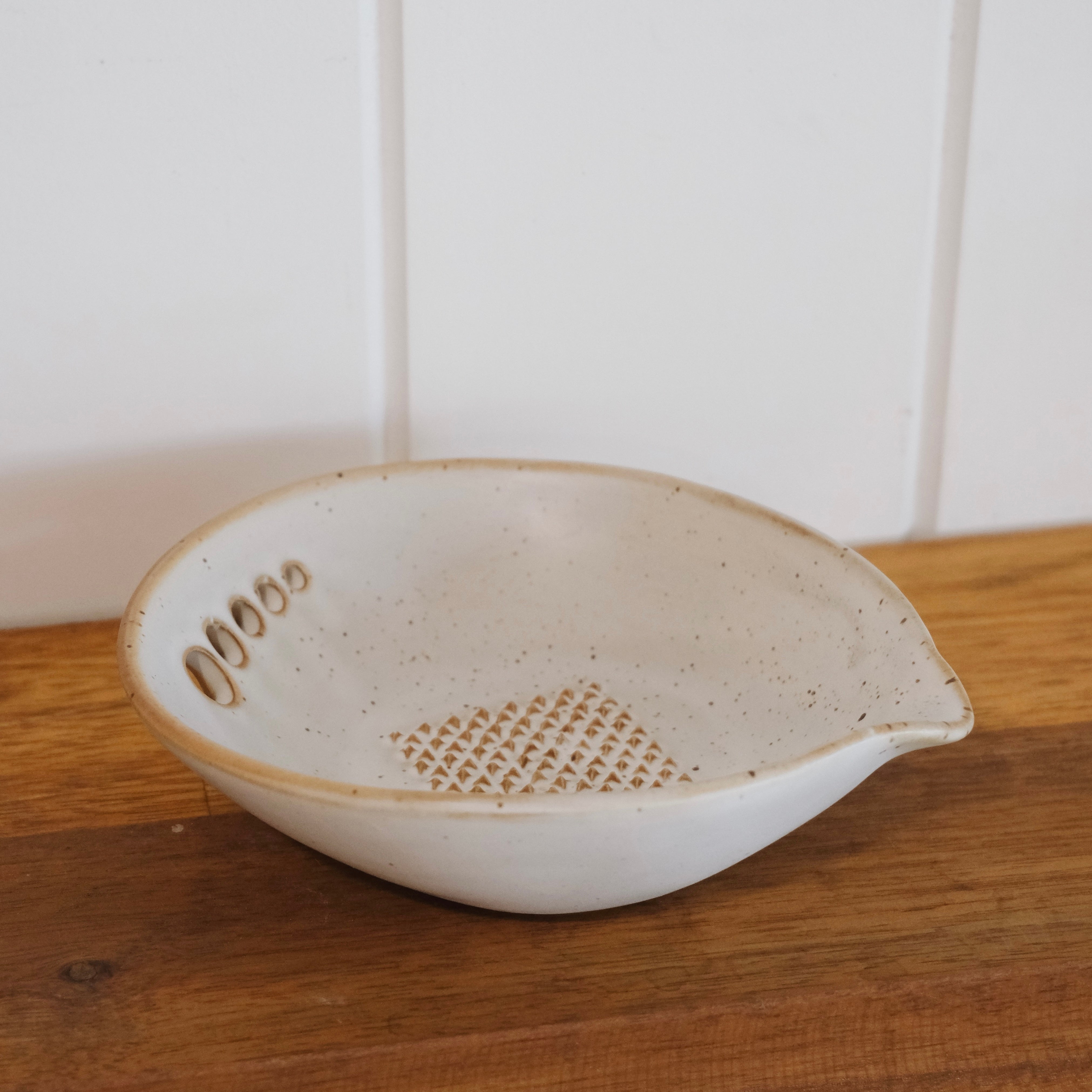 Francis Ceramic Herb/Grater Dish