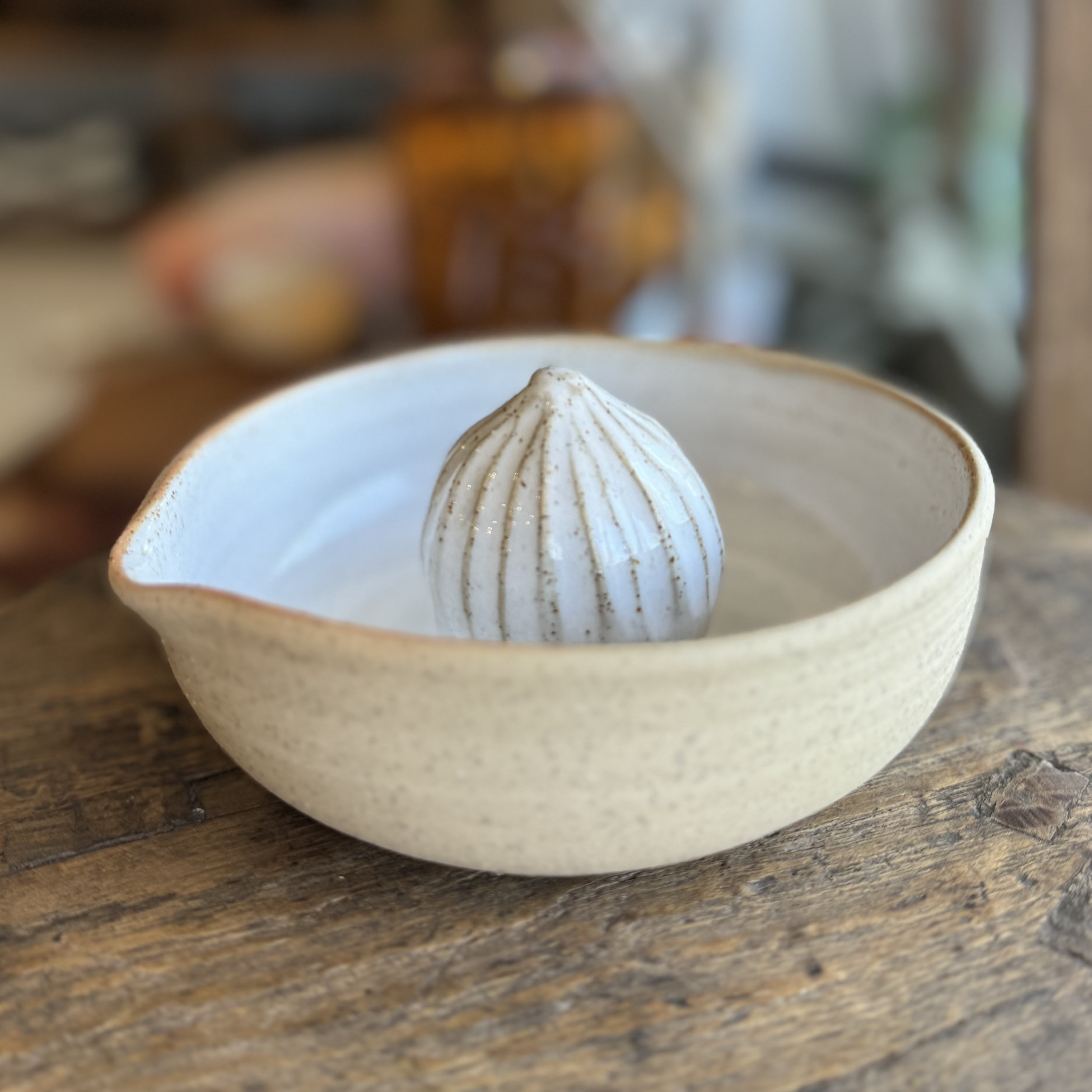 Ceramic Juicer - Jo Norton Ceramics