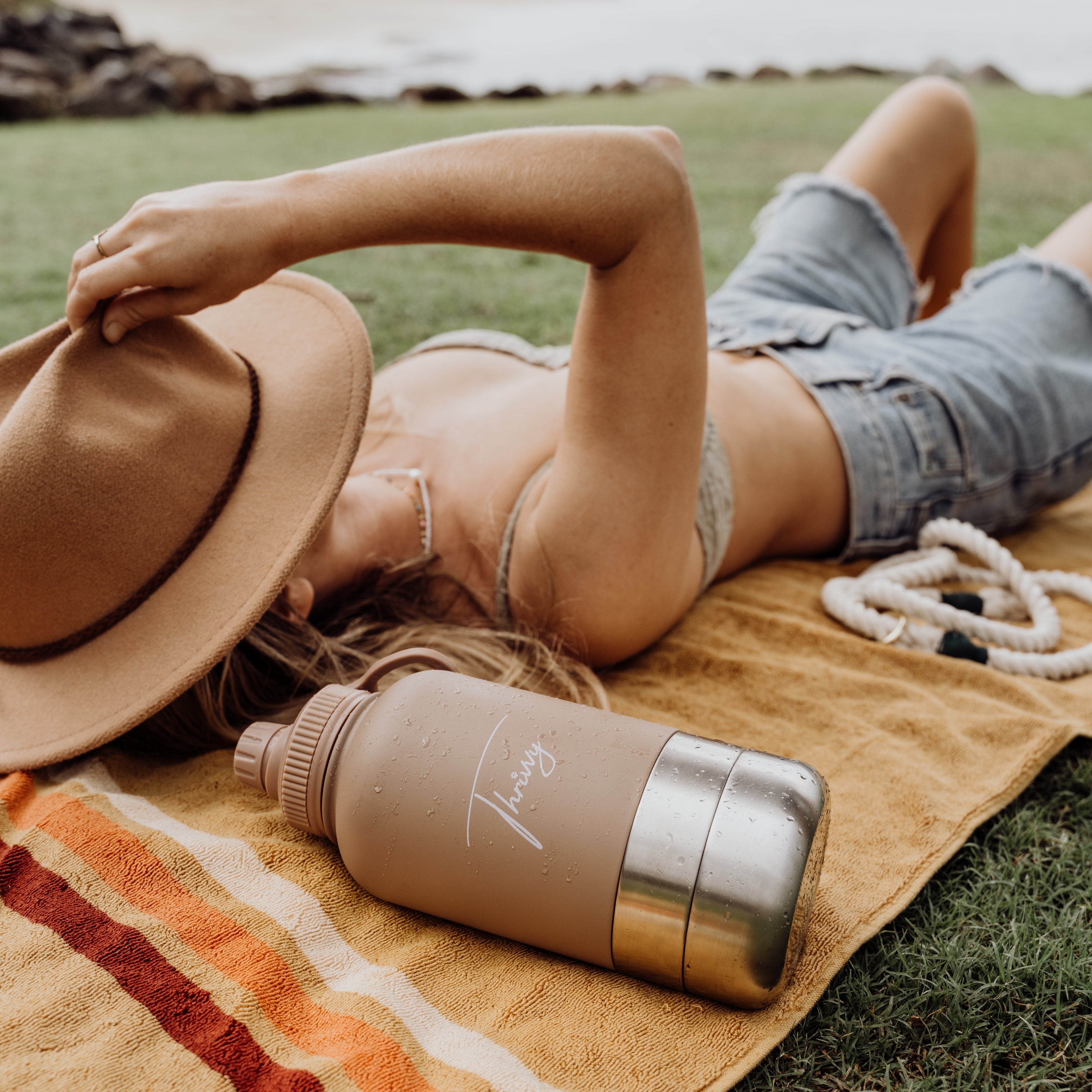 Thrivvy 3 in 1 Pet Companion Travel Water Bottle