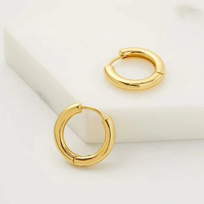 Kendall Hoop (Gold) by Zafino