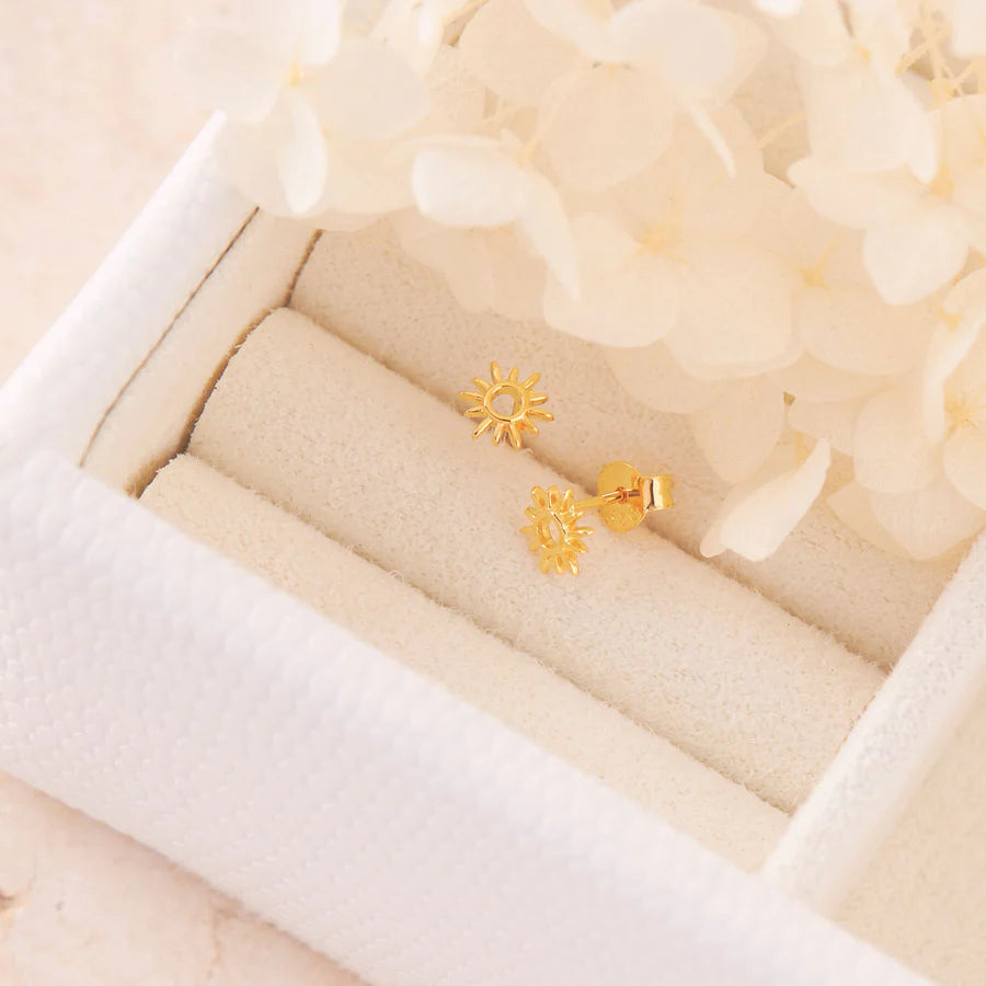 Dainty Open Sunshine Studs Gold (Gold)