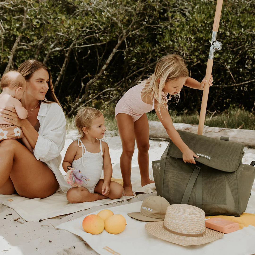 Beach Hauler Mesh Backpack - Pandanus