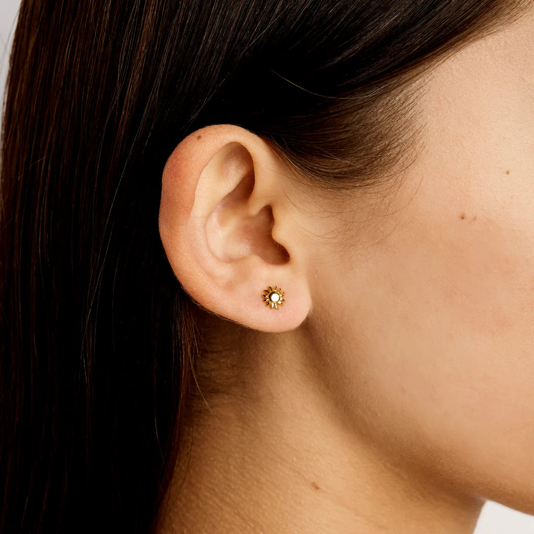 Sunshine Studs (Gold)