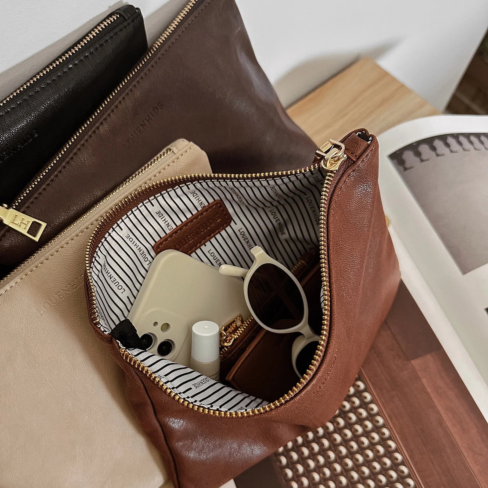 Louie Pouch (Saddle Chocolate) by Louenhide