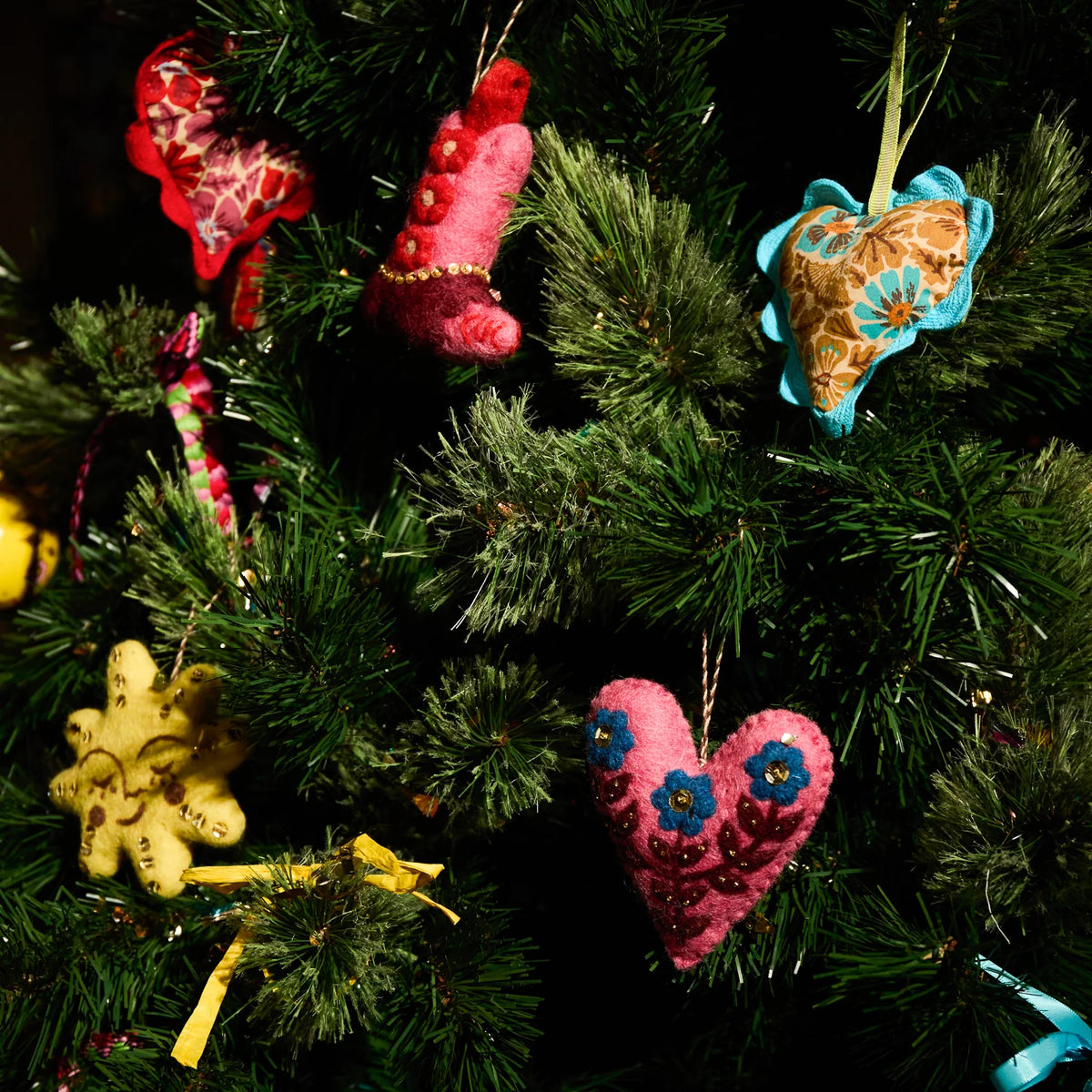 Sadie Heart Decoration - Sage & Clare