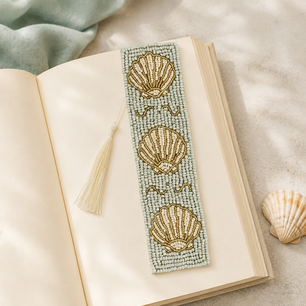 Venus Beaded Bookmark – Seafoam