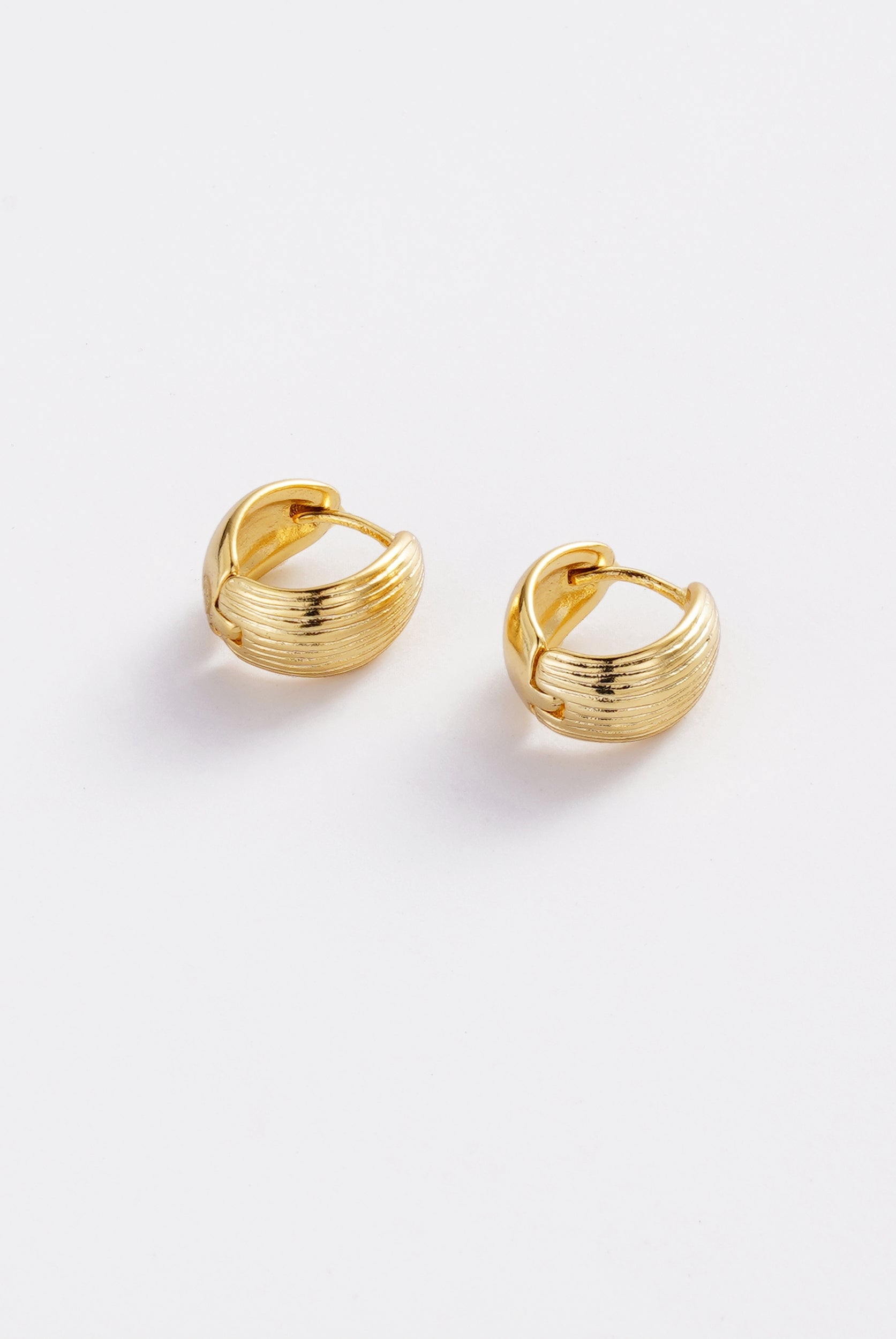 Gia Hoop by Zafino