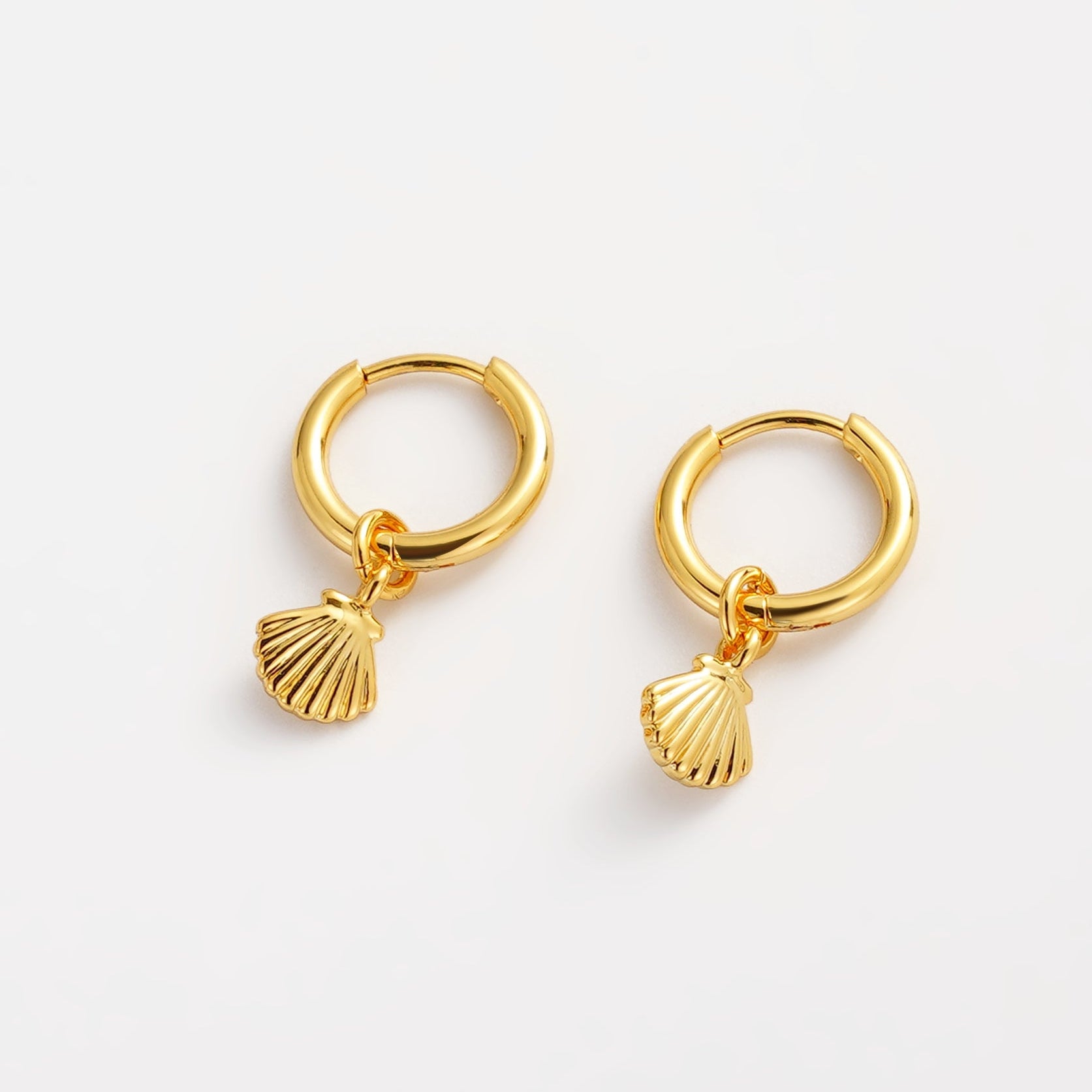 Shelly Huggies by Zafino (Gold or Silver)