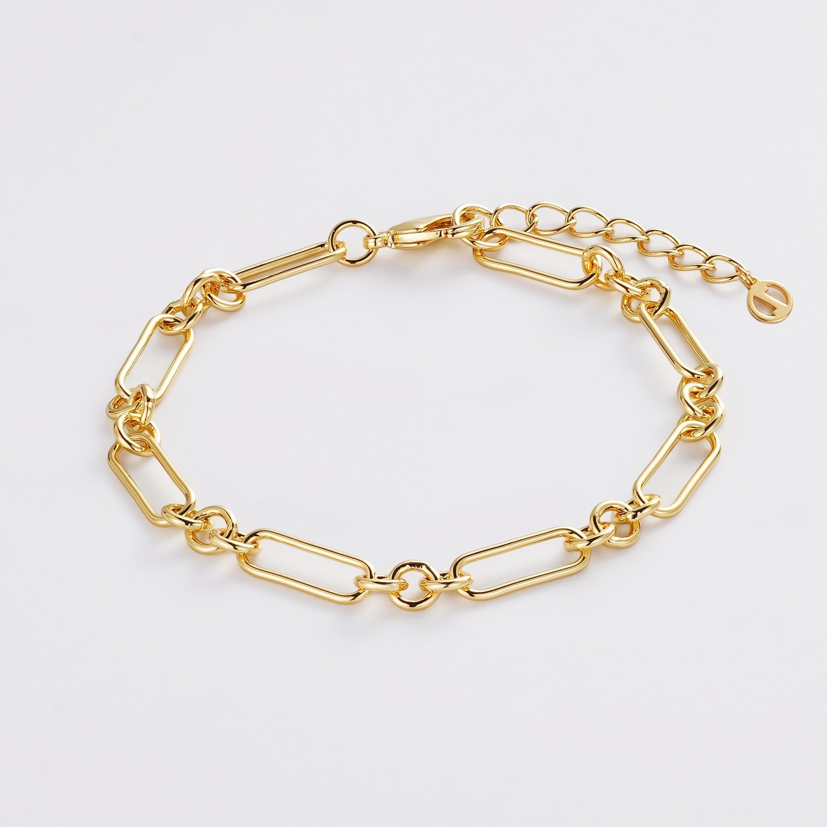 Nia Bracelet (Gold or Silver) by Zafino