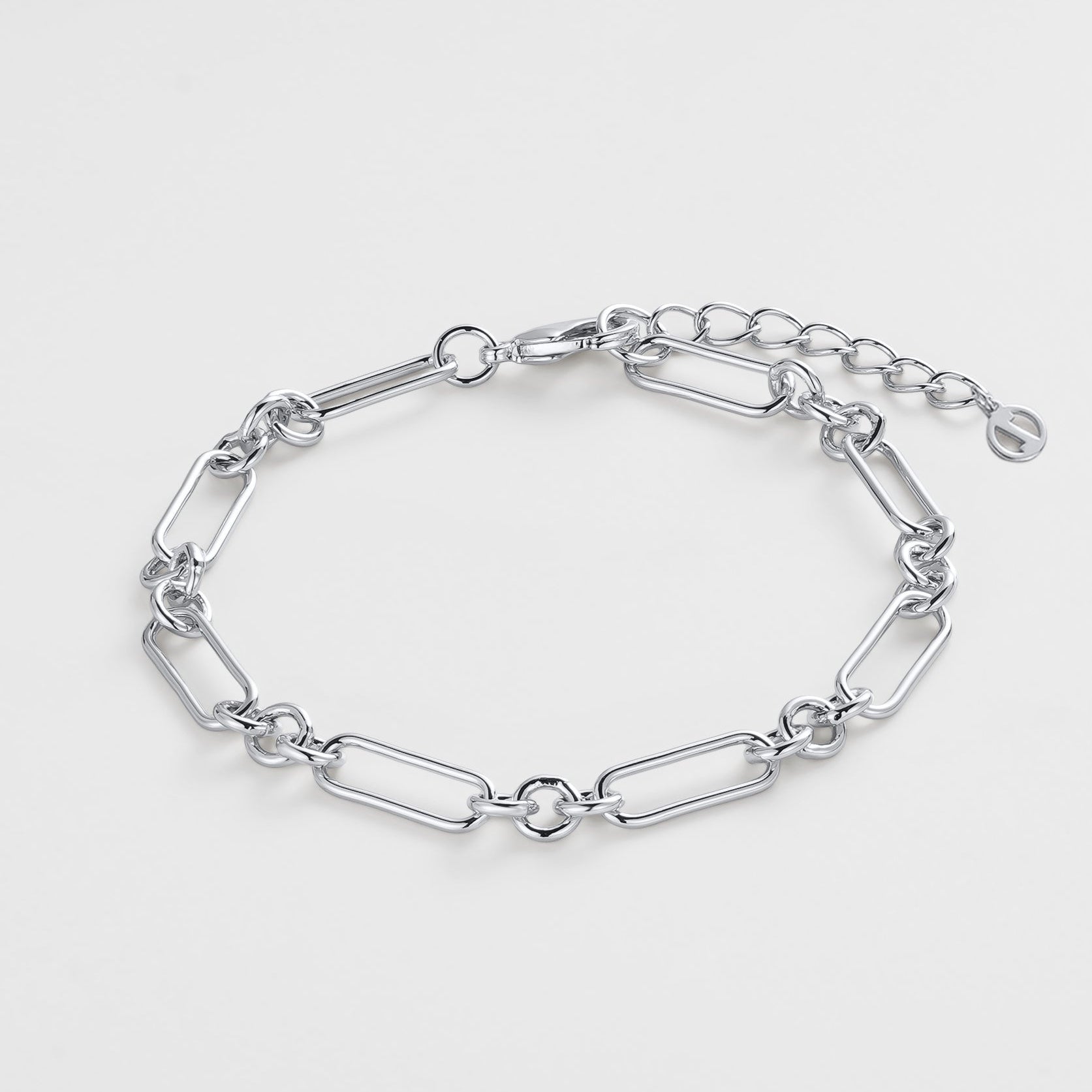 Nia Bracelet (Gold or Silver) by Zafino
