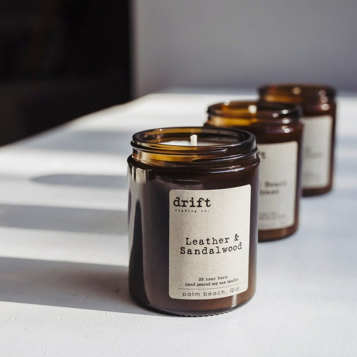 MEDIUM AMBER GLASS CANDLE