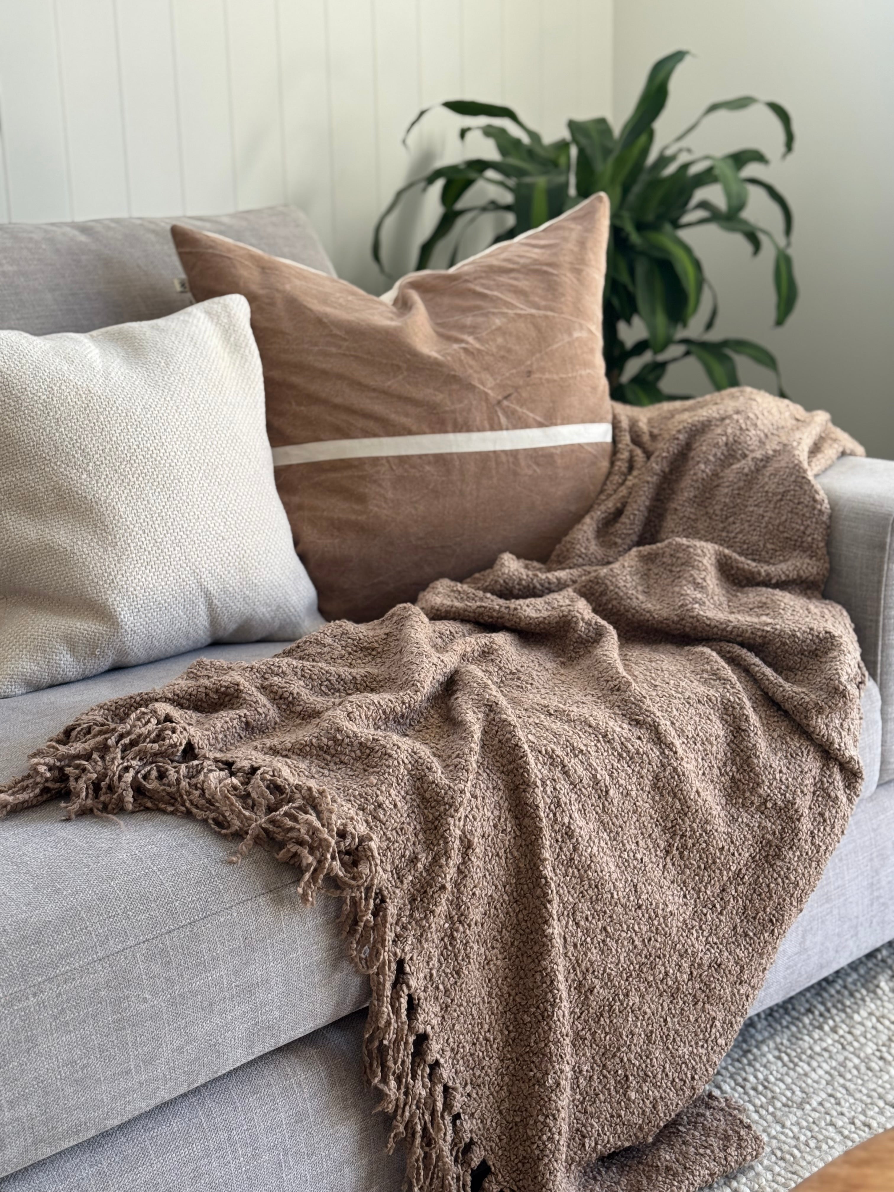 The 'Jade' Throw - Mocha
