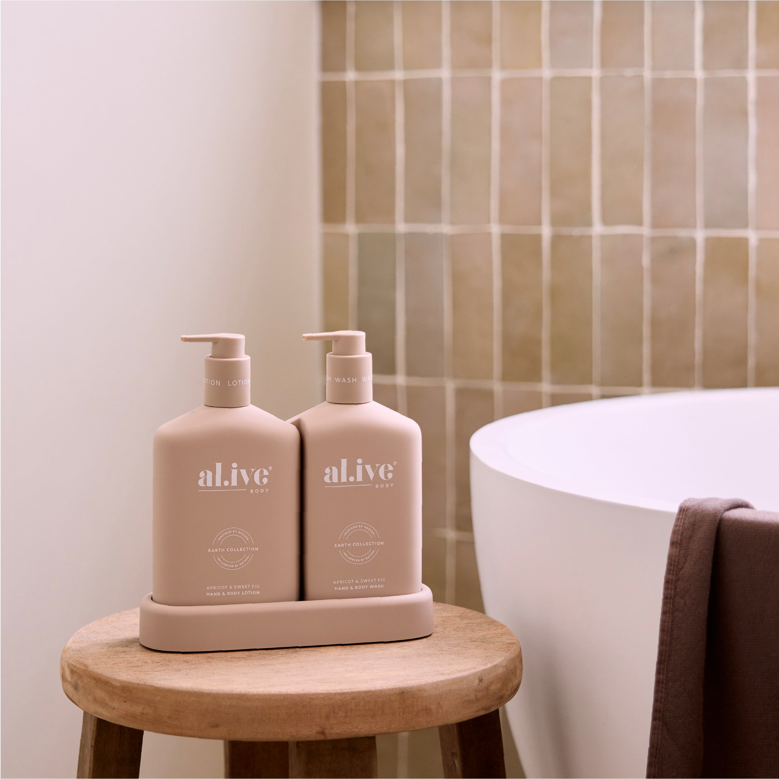 Alive Body - Wash & Lotion Duo & Tray - Apricot & Sweet Fig