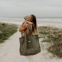 Beach Hauler Mesh Beach Bag (Mini) - Pandanus