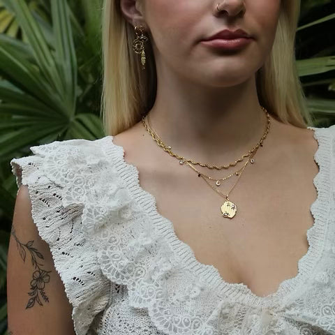 Vera Pendant Necklace by Luna & Mac