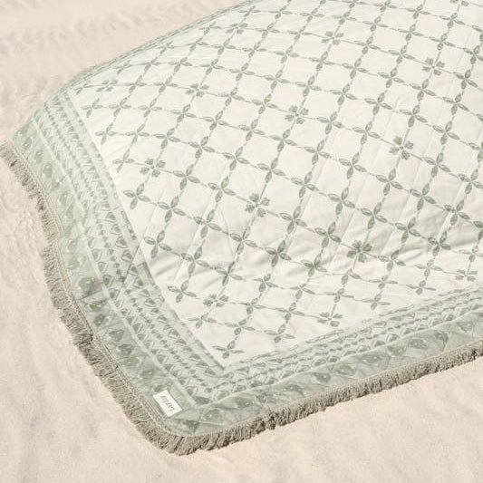 The Zephyr Blanket (Terra) by Layday