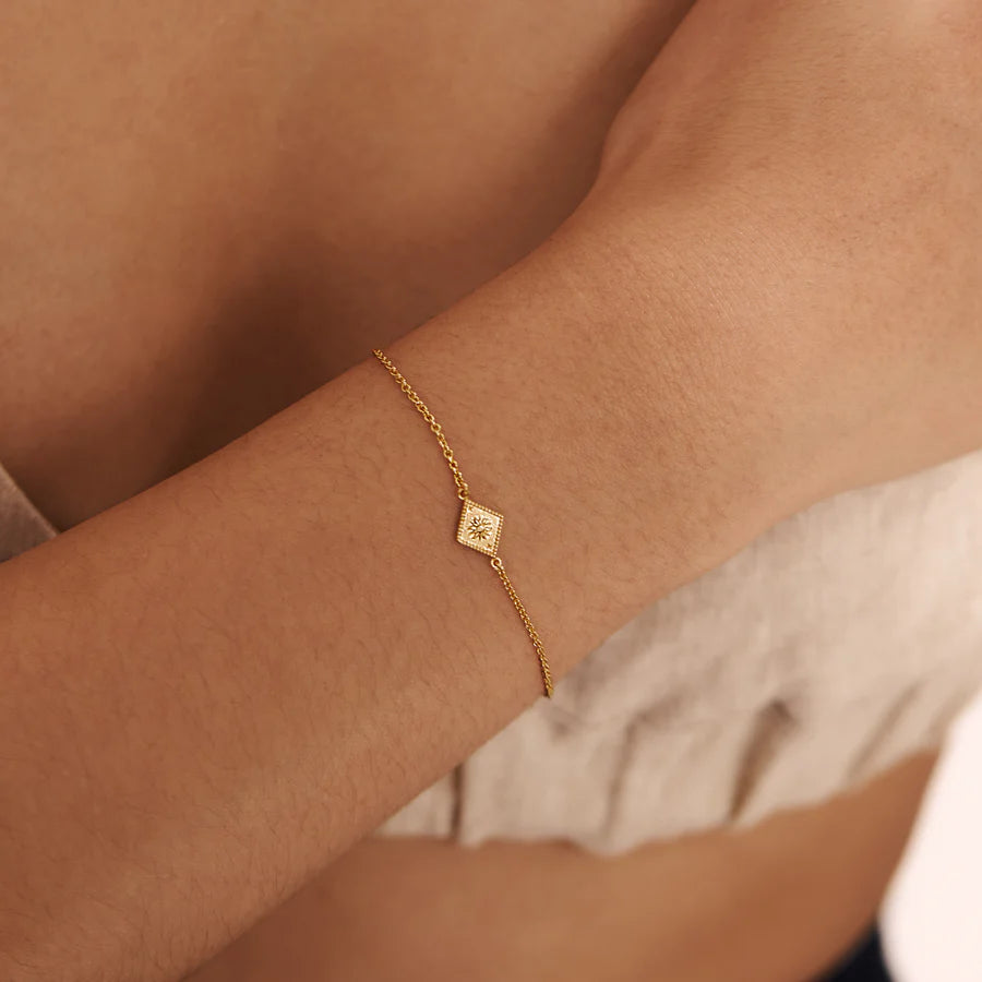 Solunar Bracelet Gold