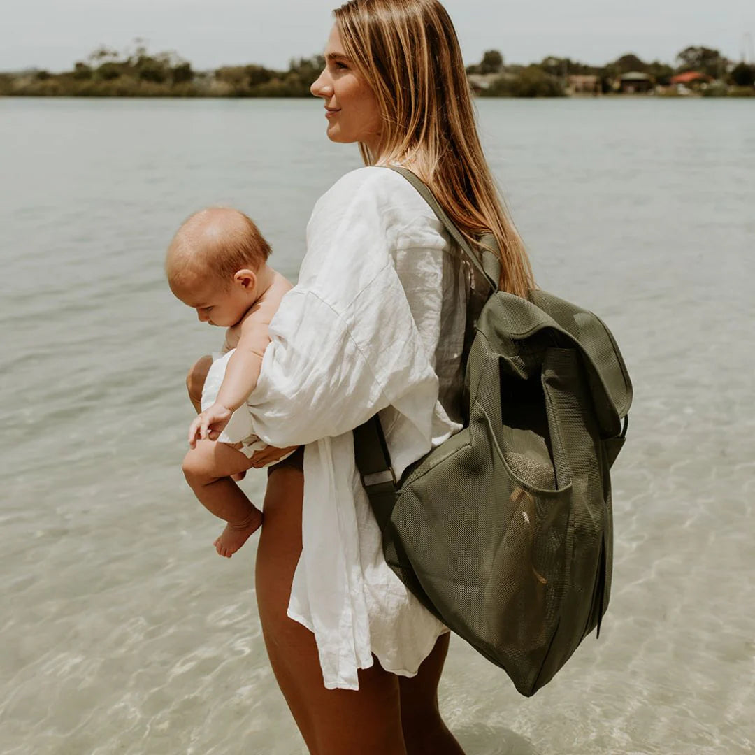 Beach Hauler Mesh Backpack - Pandanus