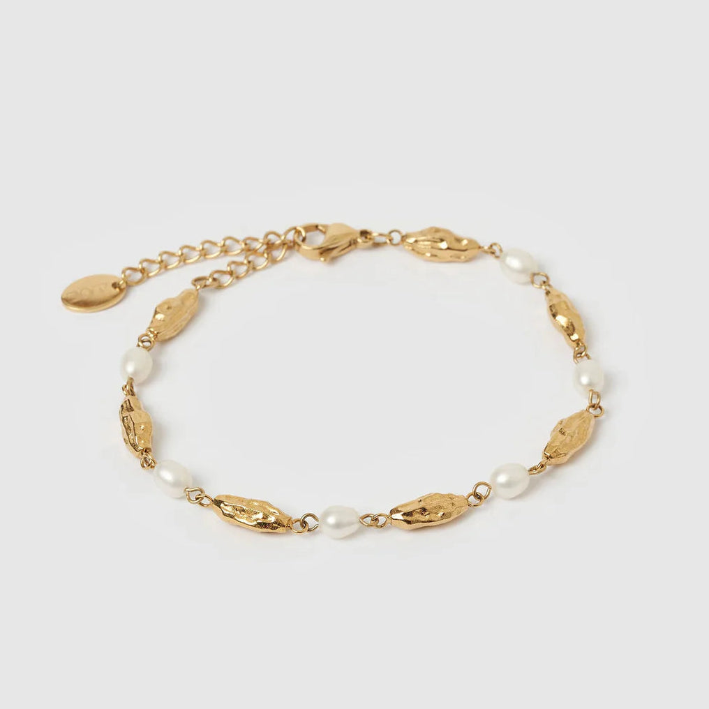 Mimi Pearl & Gold Bracelet by Arms of Eve