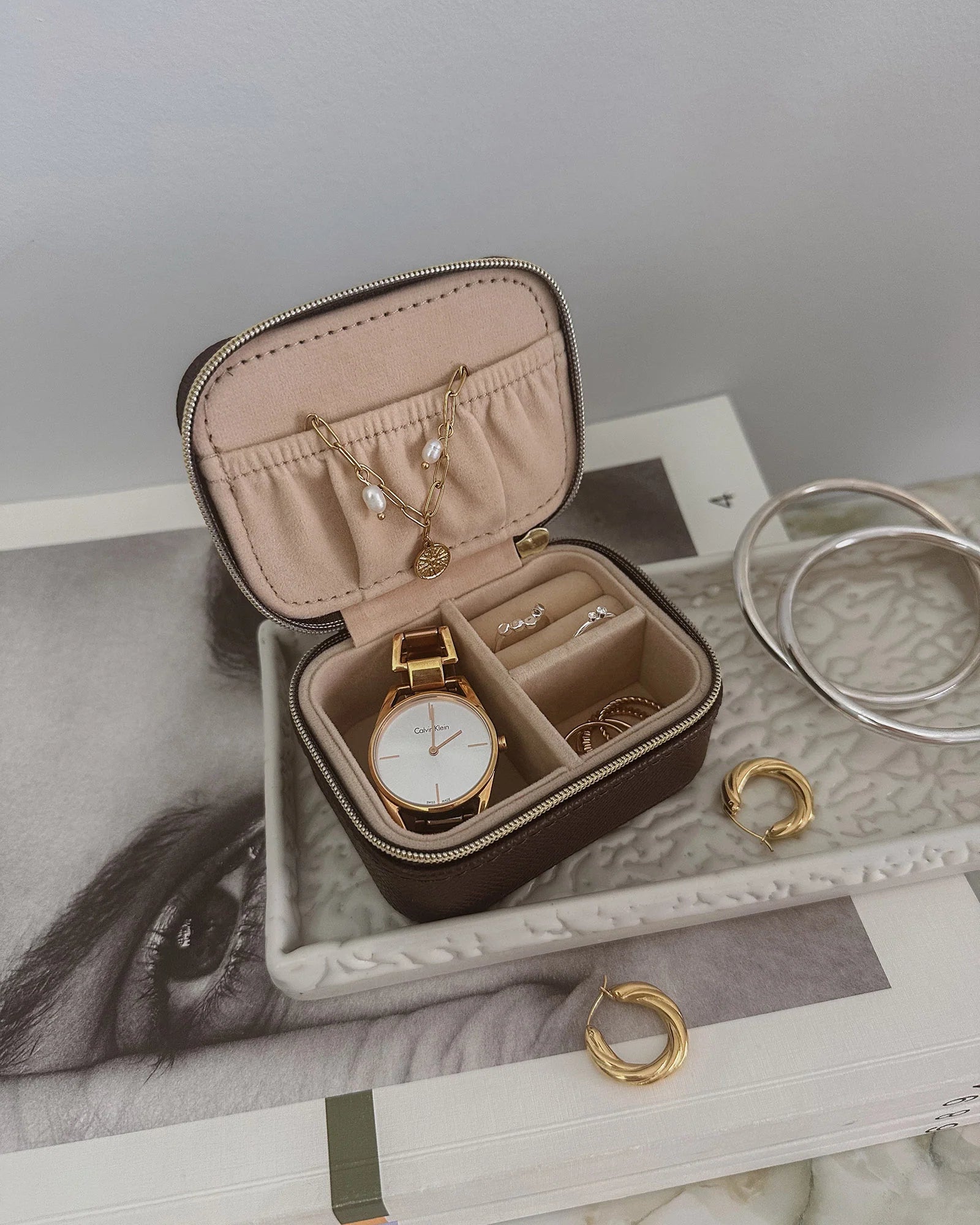 Suzie Jewellery Box (Chocolate) by Louenhide