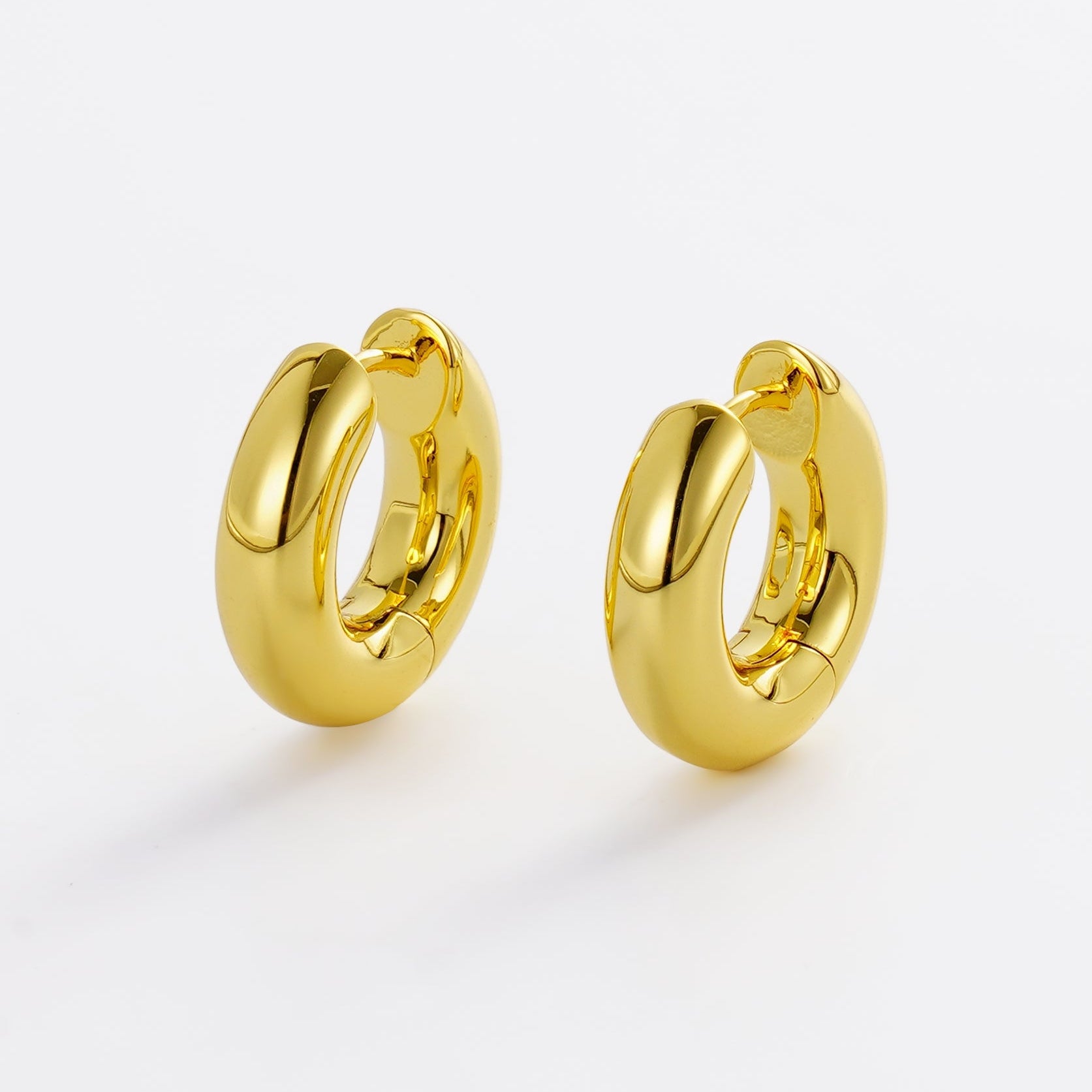 Lina Hoop Small by Zafino - Gold or Silver