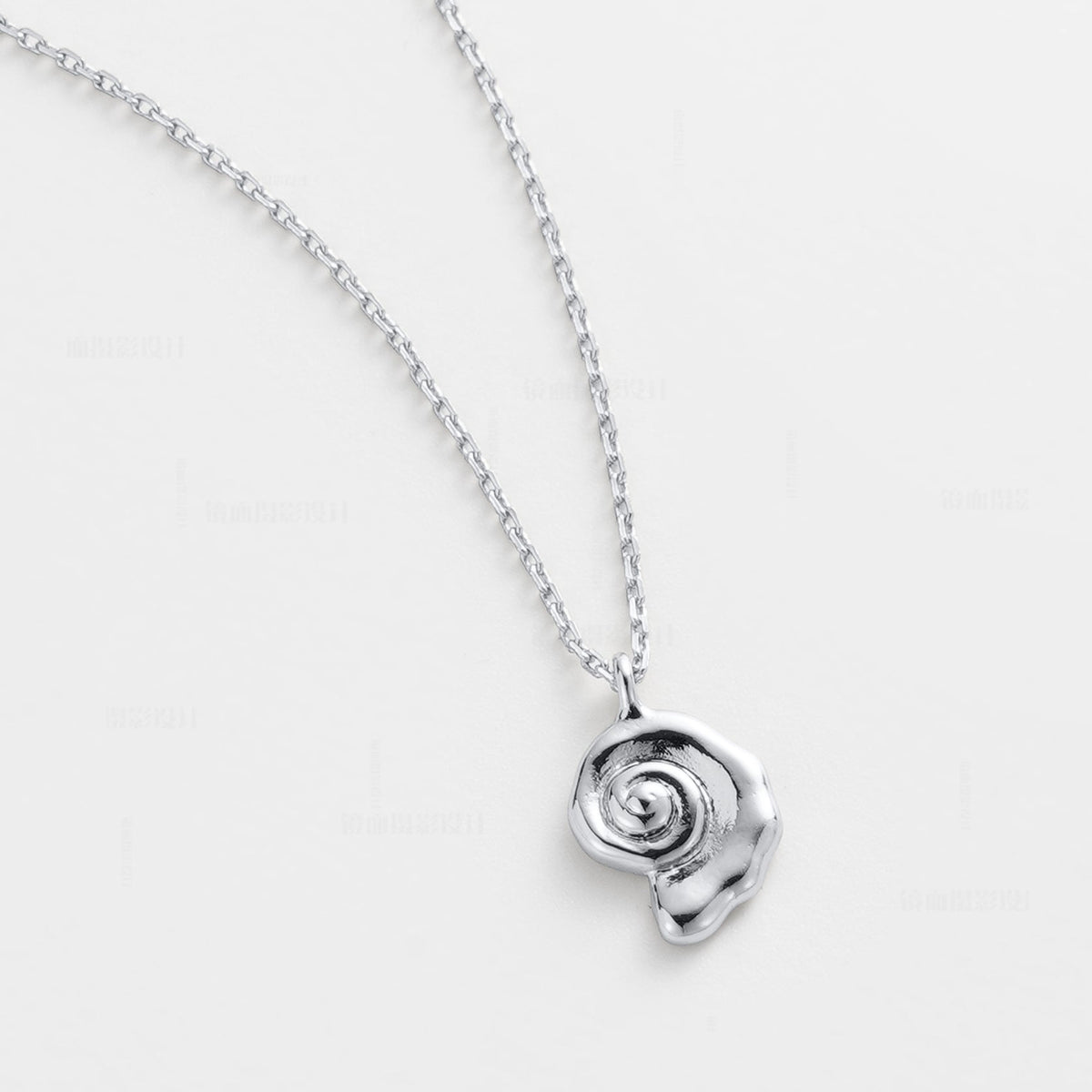 Shelly Mini Necklace (Silver) by Zafino