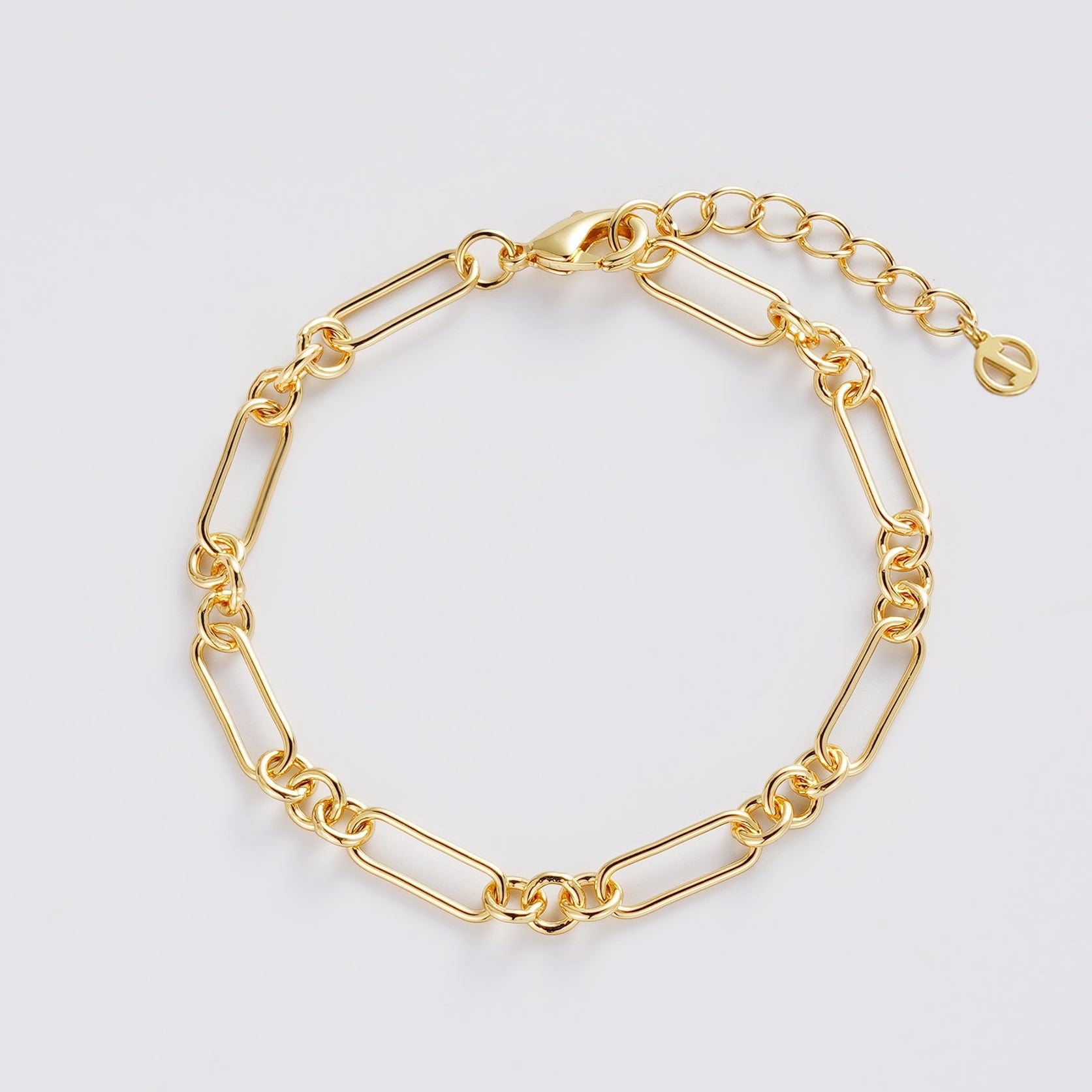 Nia Bracelet (Gold or Silver) by Zafino